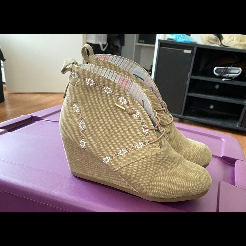 Booties - Picture 2 of 3